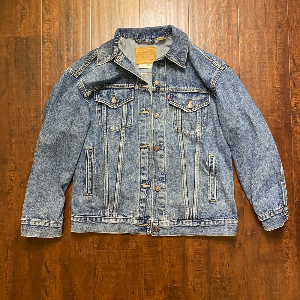 Oversized Levi’s Denim Jacket